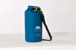 Aqua Marina Dry Waterdichte Tas - Blauw - 10 Liter 9 Aqua Marina Dry Waterdichte Tas - Blauw - 10 Liter -Campingserie Winkel 1267 1900 aqua marina dry bag 10l b0303035 7