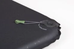 Exped SIM 3.8 M Zelfopblazende Slaapmat 11 Exped SIM 3.8 M Zelfopblazende Slaapmat -Campingserie Winkel 1267 1900 sim black close