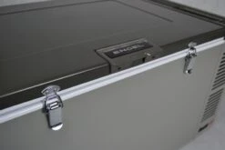 Engel MD60F Compressor Koelbox - 60 Liter -Campingserie Winkel 1900 2849 md60f verschluss detail