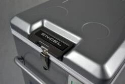 Engel MT45F-S Compressor Koelbox - 40 Liter -Campingserie Winkel 1900 2849 mt45fs verschluss detail