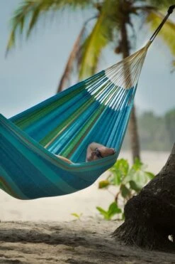 La Siesta Flora Kingsize 2 Persoons Hangmat - Curacao 7 La Siesta Flora Kingsize 2 Persoons Hangmat - Curacao -Campingserie Winkel 900 600 flh18 3 ambiance 200