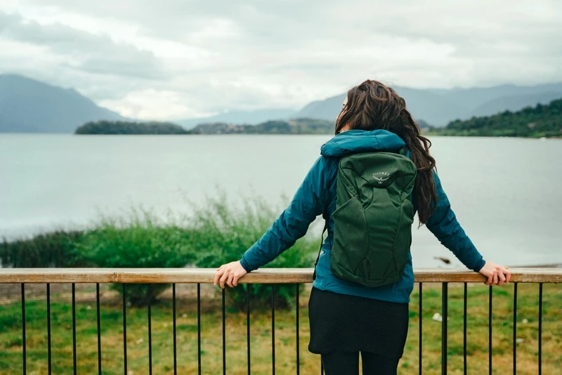 Osprey Farpoint/Fairview Rugzak - 15 Liter - Donkergroen 4 Osprey Farpoint/Fairview Rugzak - 15 Liter - Donkergroen - Afbeelding 4