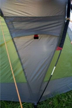 Coleman Darwin 4 Plus Koepeltent - 4 Persoons 10 Coleman Darwin 4 Plus Koepeltent - 4 Persoons -Campingserie Winkel lif 2000012150 2000012149 2000012148 08 resultaat